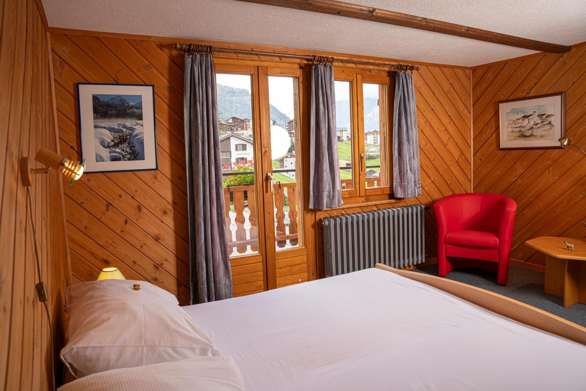 Alte Bock 2.0 Bed & Breakfast Grachen Exterior photo